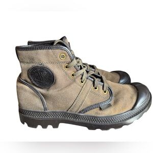 Palladium men’s size 7 dusky green pampa high top sneaker boot